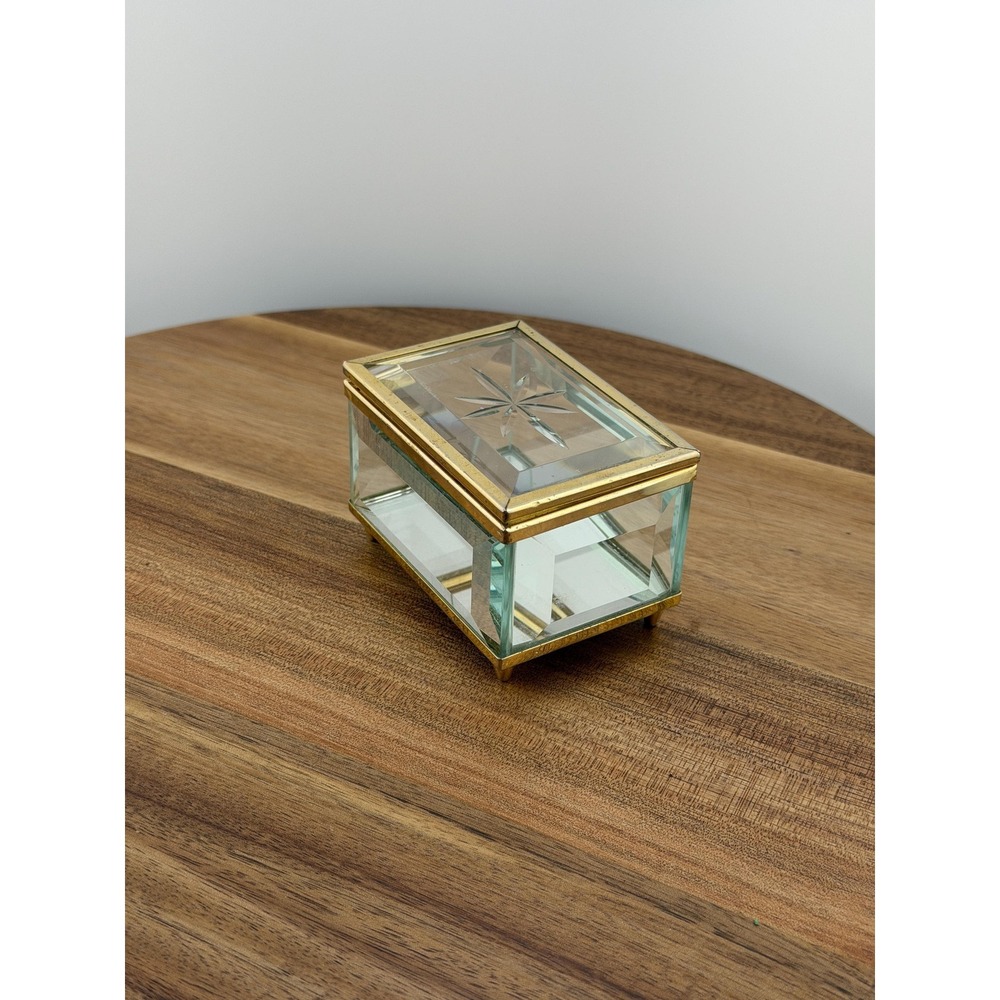 Vintage Beveled Glass Trinket Box Starburst Jewelry Box Brass Trim Pointed Feet - Picture 15 of 17